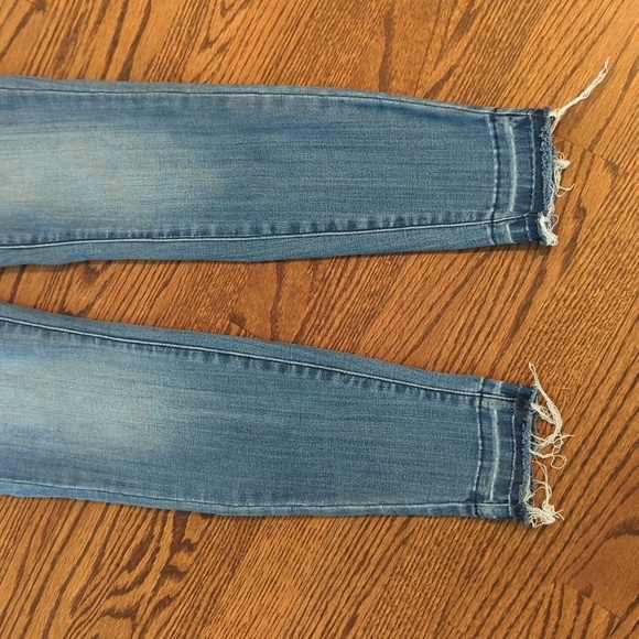 Judy Blue Pull On Comfy Skinny Blue Jeans Relaxed Raw Hem W27 L27.5 - Picture 4 of 9